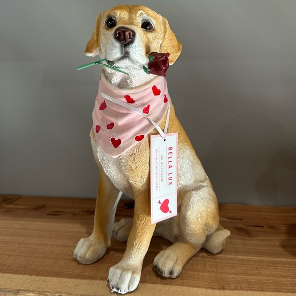 NWT Bella Lux Golden Labrador Valentine's Day Decor - Picture 2 of 6
